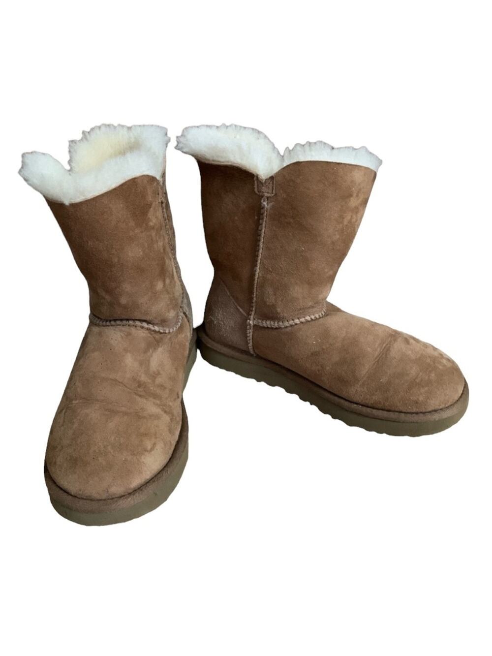 UGG Classic Bailey Button II Booties Chestnut Tan Ankle Boots SZ 5
